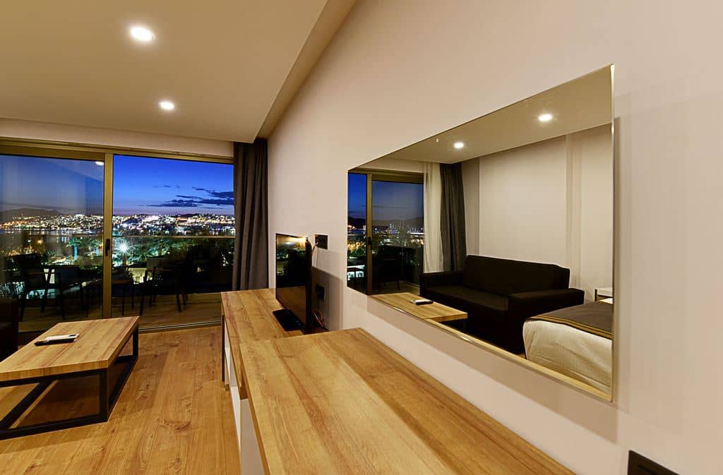 rooms-studio-roomsea-view