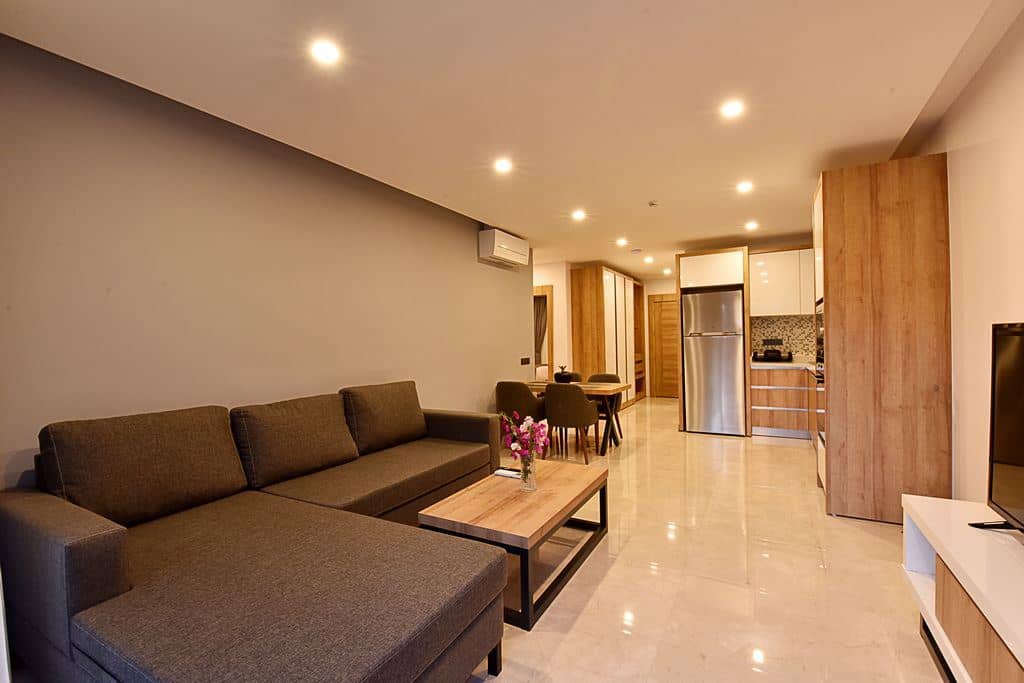rooms-three-bedroom-apartmentpool-view