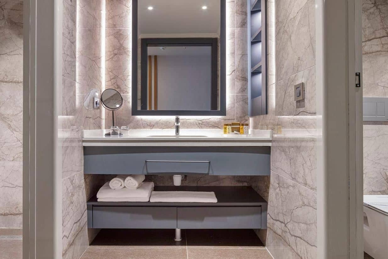 rooms-superior-swim-up-garden-view