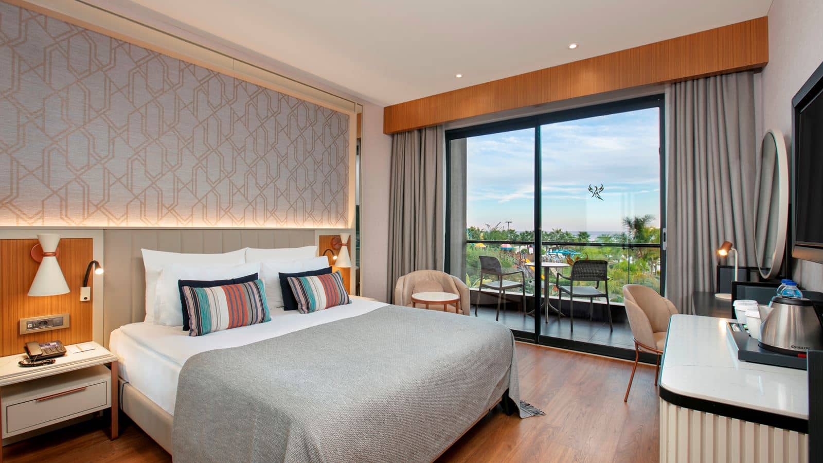 rooms-family-room-sea-view