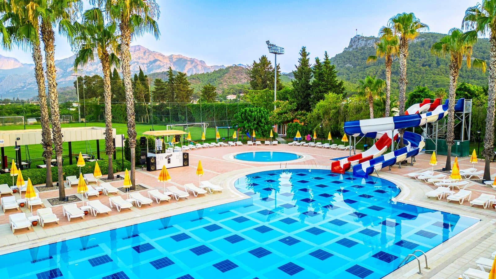 pools-outdoor-pool