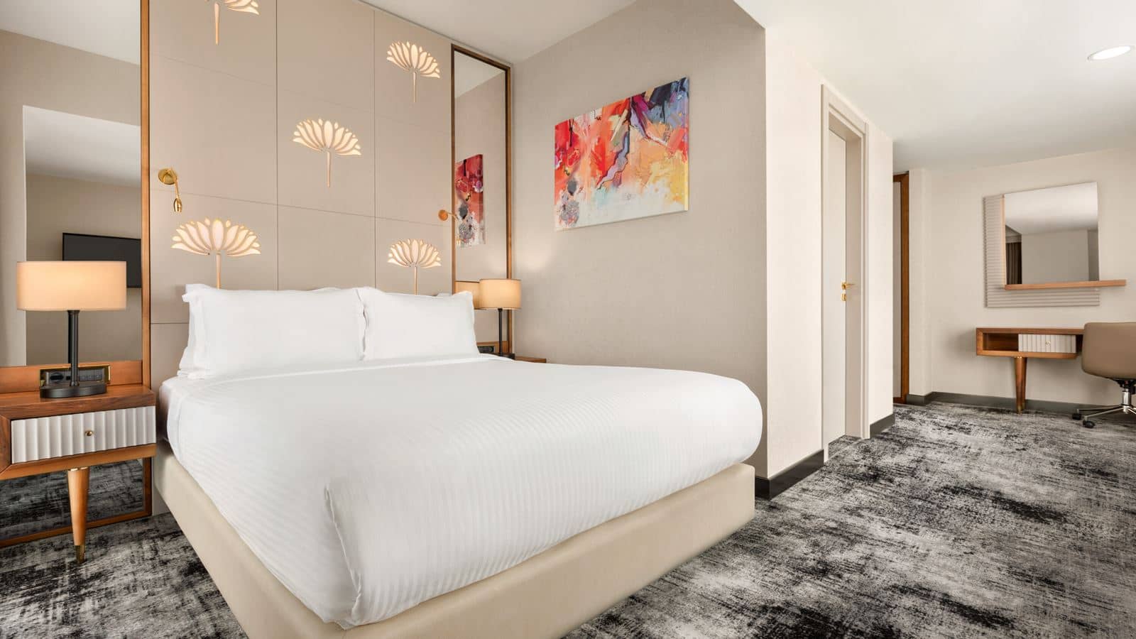 rooms-deluxe-room