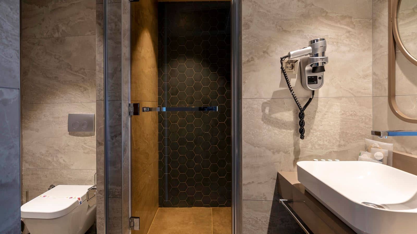 rooms-superior-room-sea-view