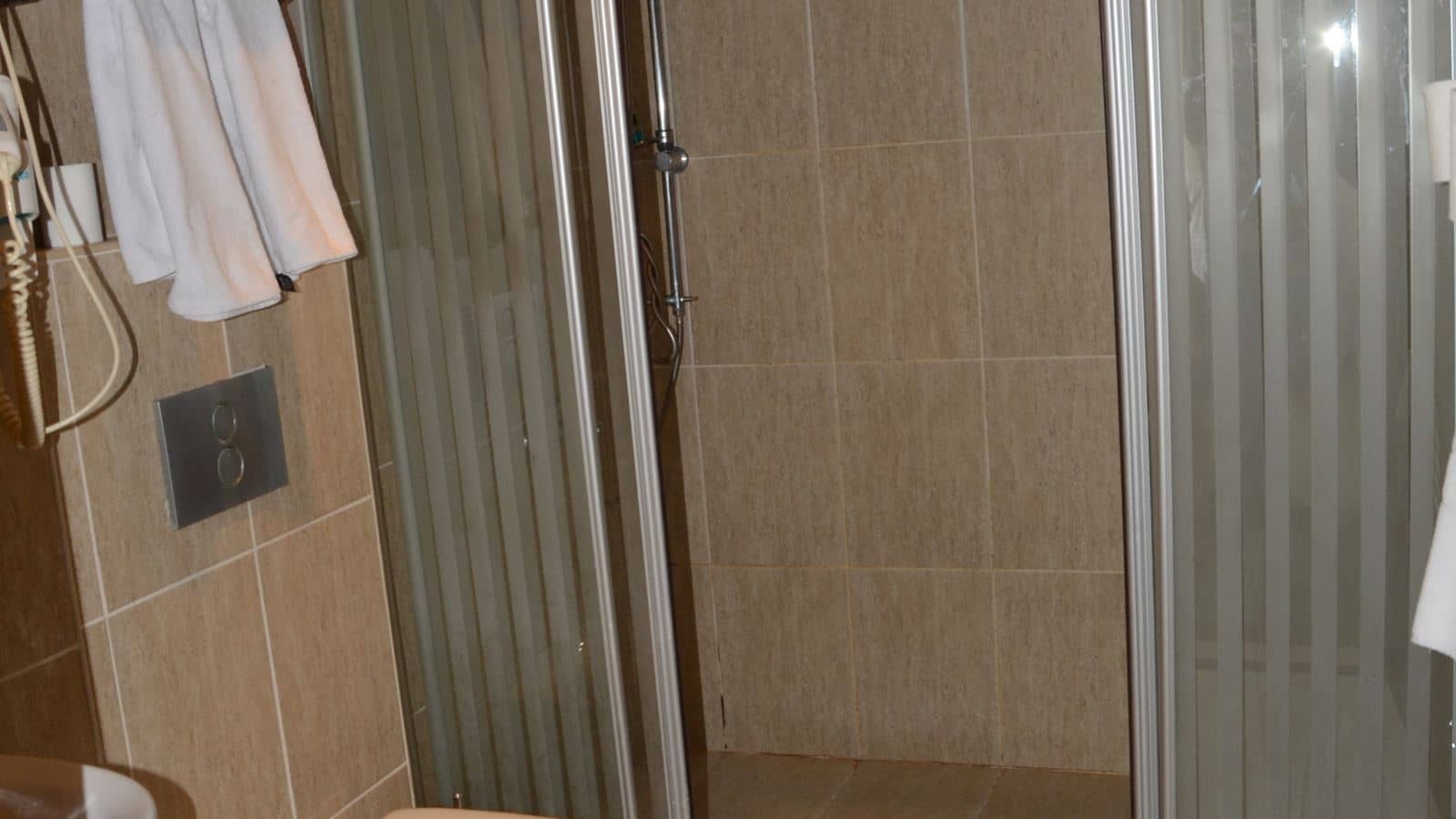 rooms-family-room-standard