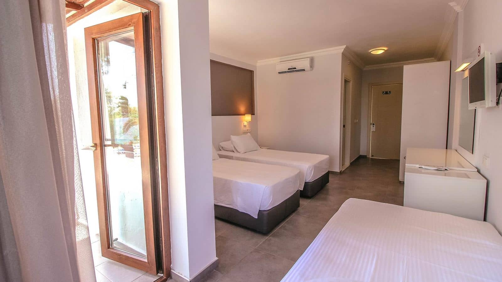 rooms-side-sea-view