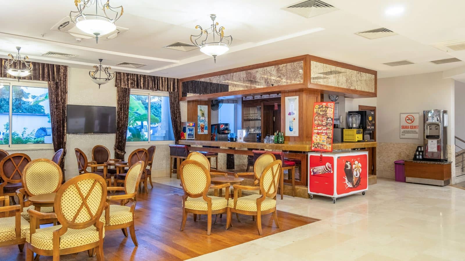 bars-lobby-bar