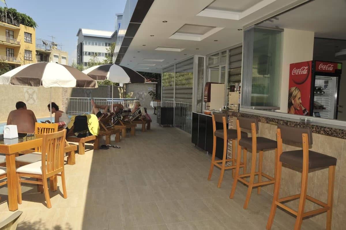 bars-pool-bar