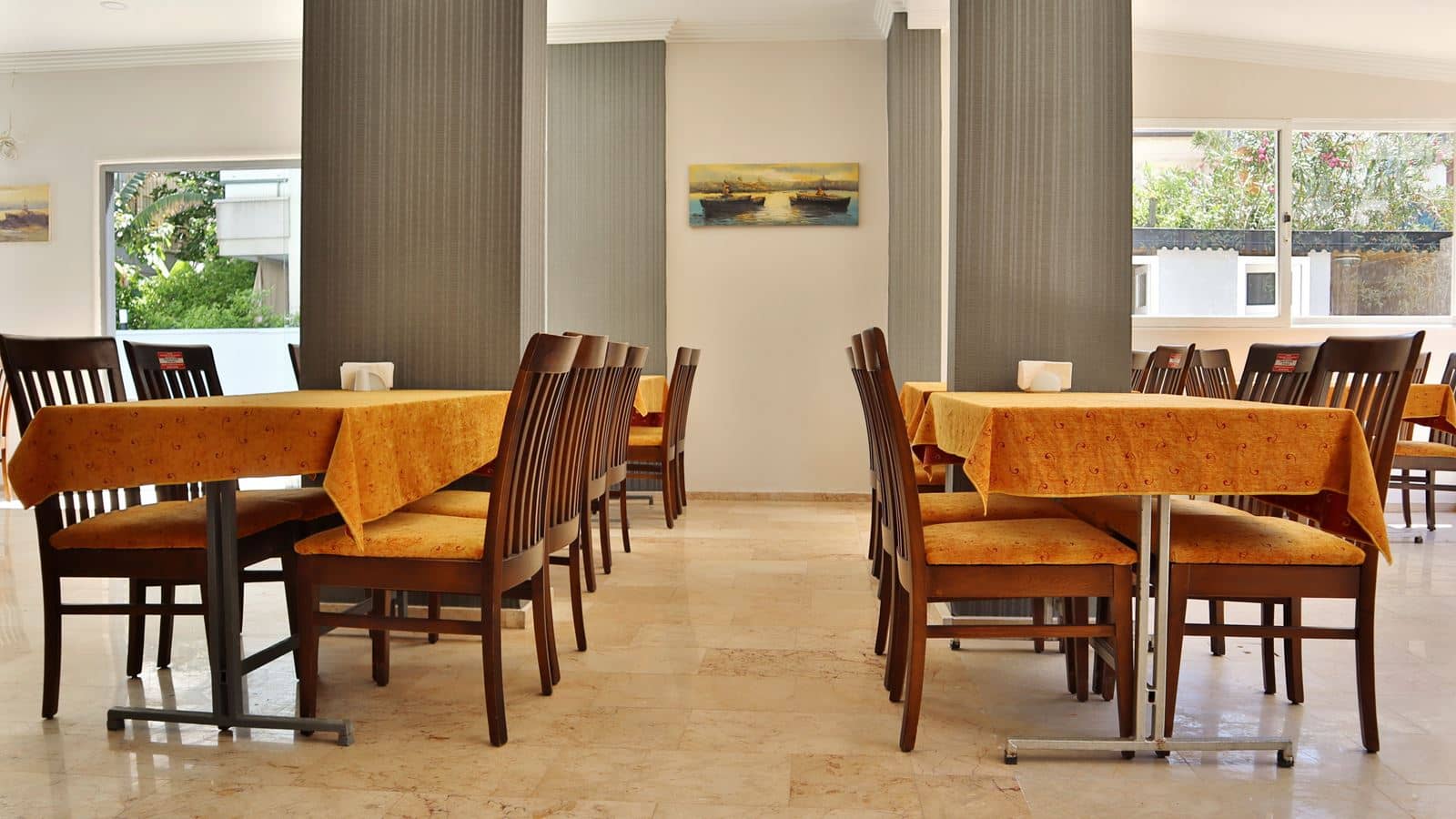 restaurants-main-restaurant