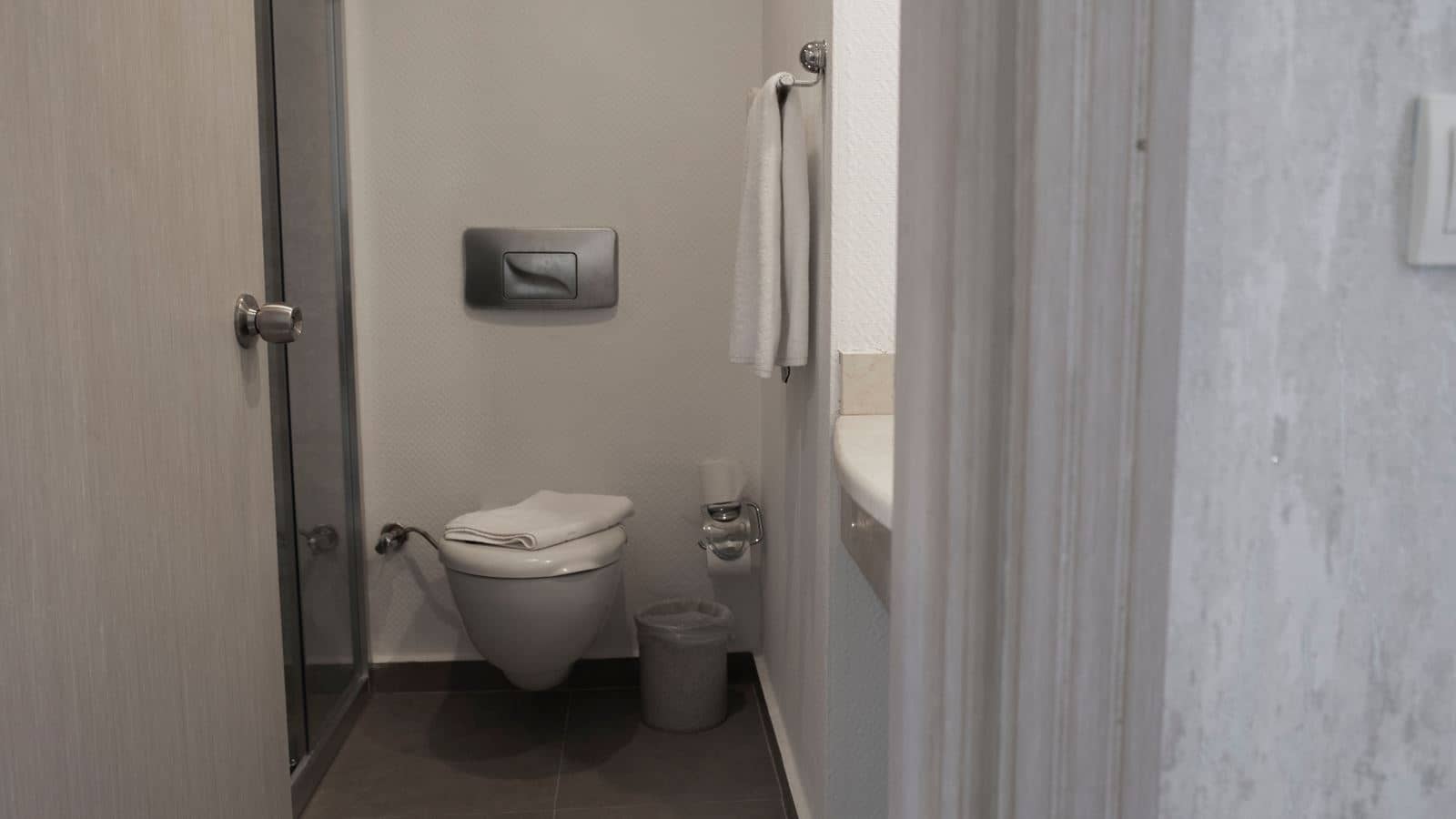 rooms-standard-room