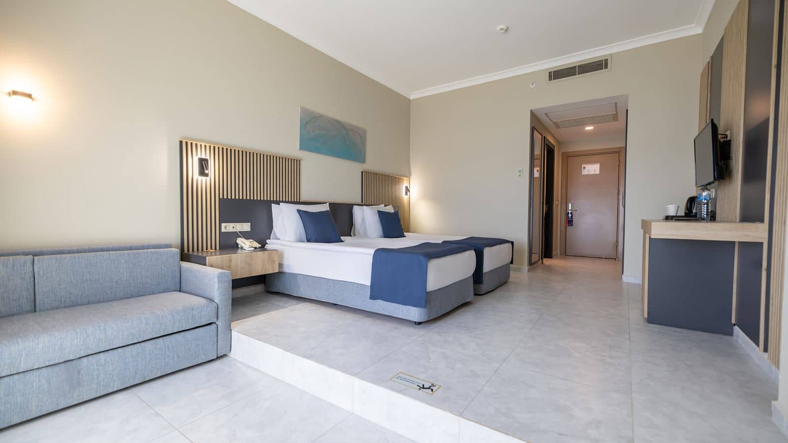 rooms-main-building-standard-sea-view-room