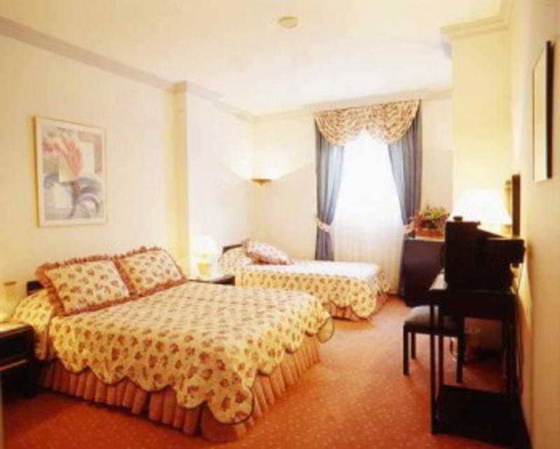 rooms-triple-standard