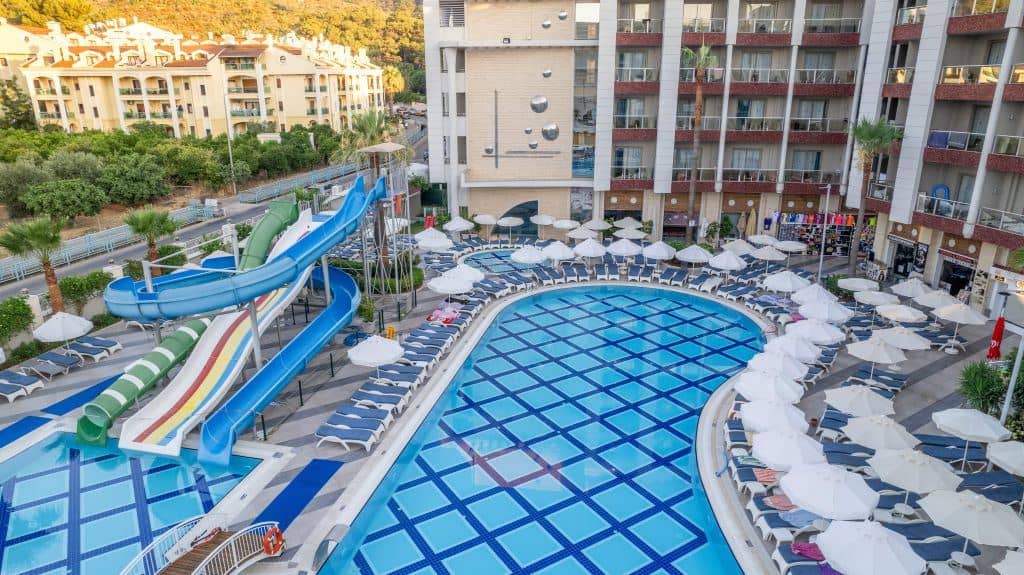 water-park-water-park