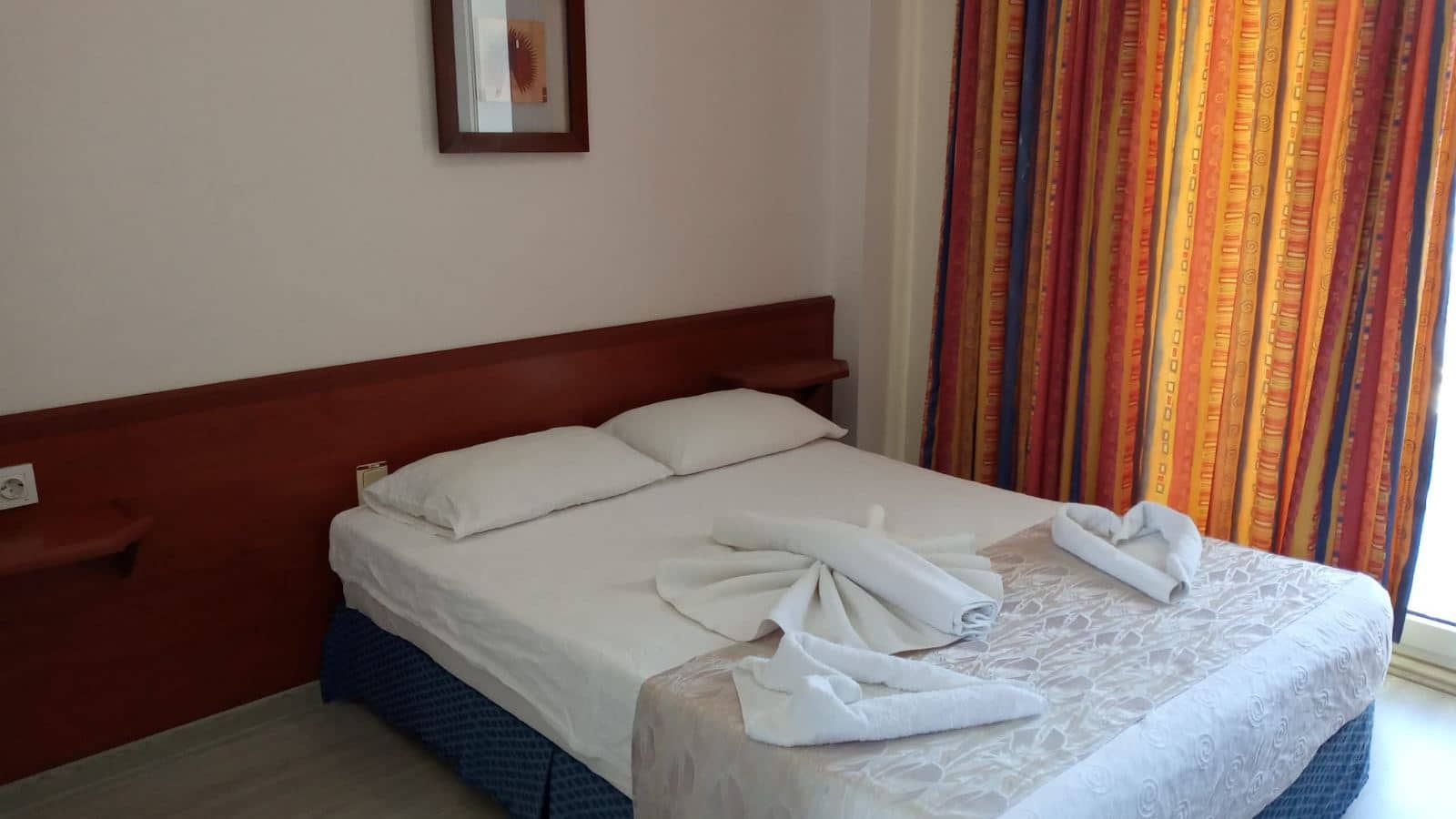 rooms-standard-room