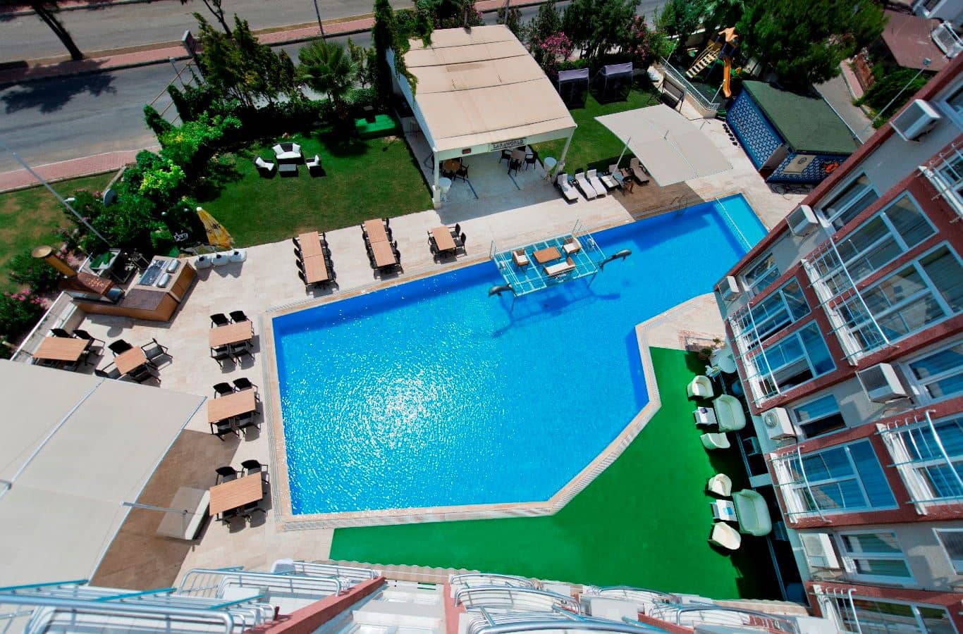 pools-outdoor-pool