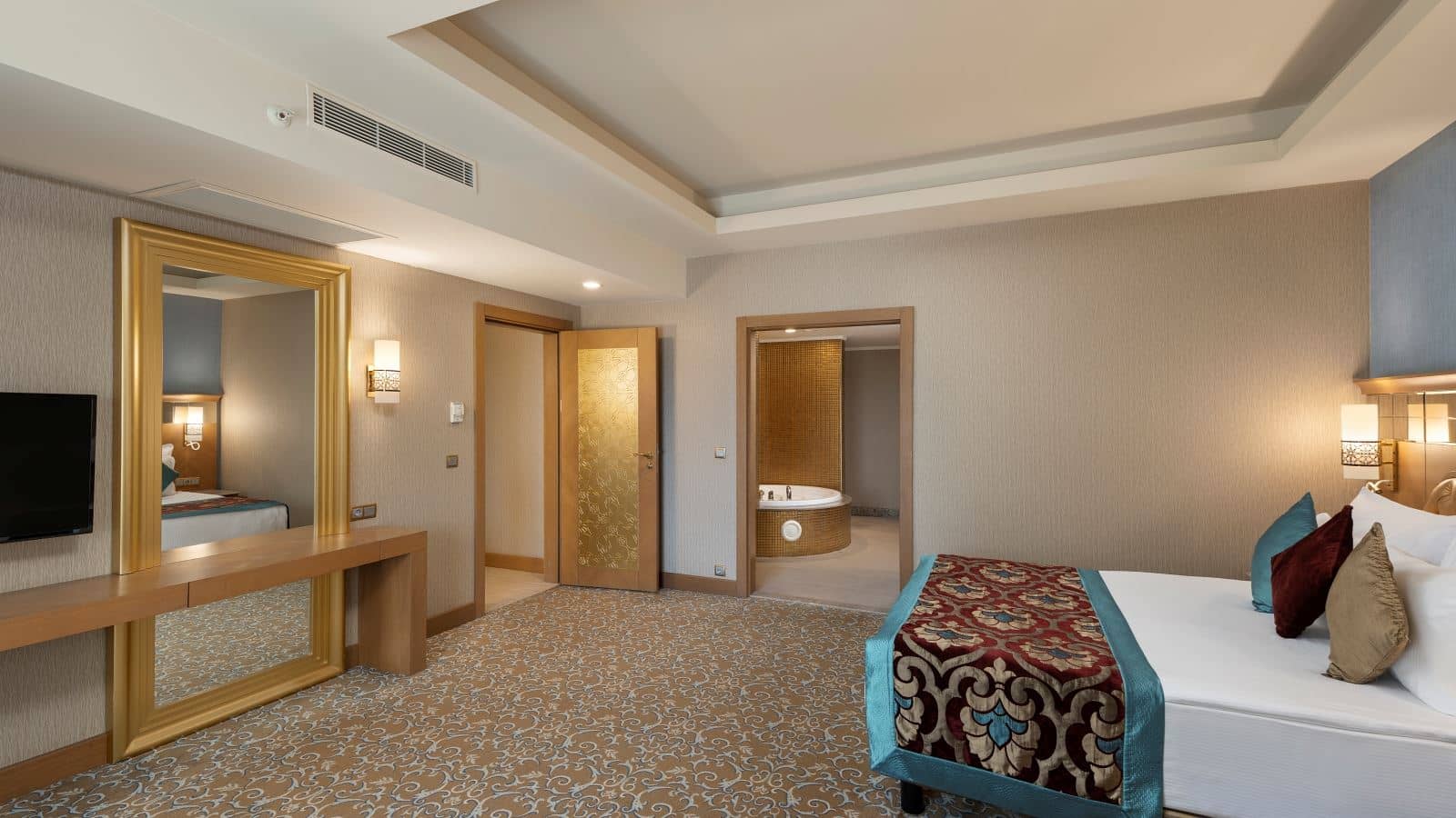 rooms-deluxe-suite
