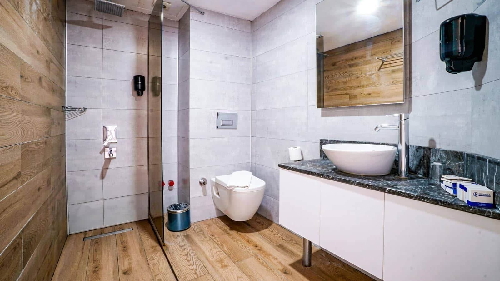 rooms-large-room