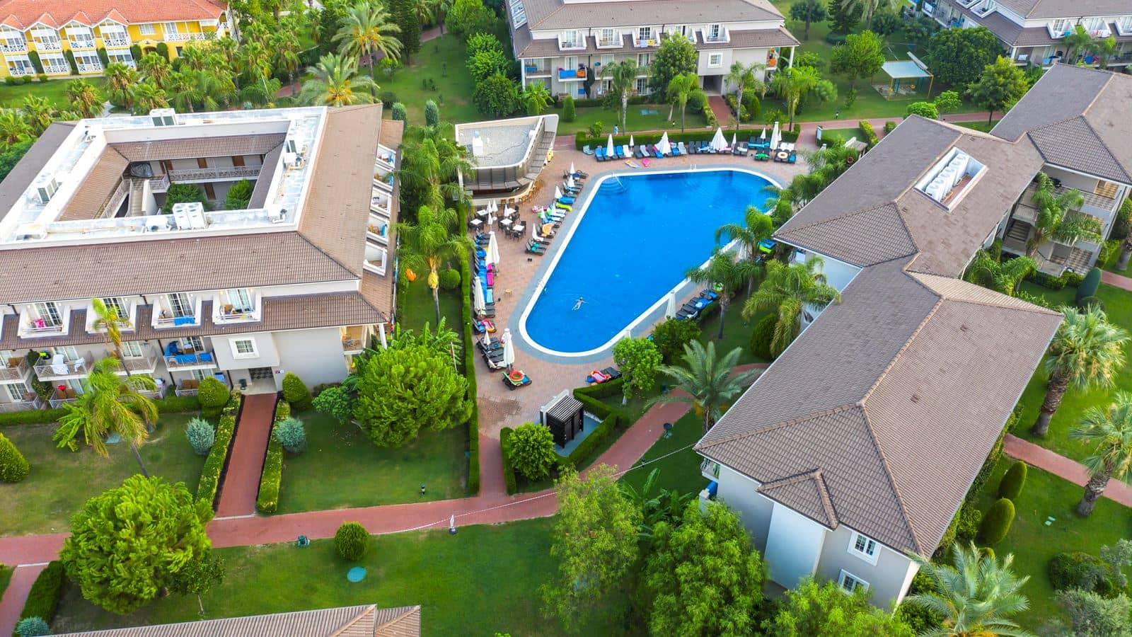 pools-outdoor-pool