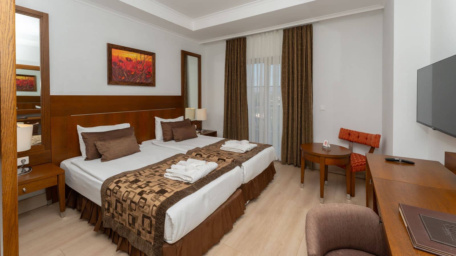 rooms-economy-room