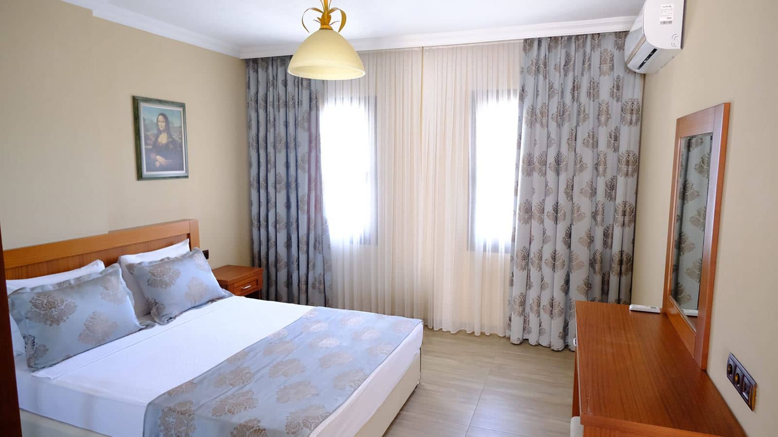 rooms-deluxe-apart-room