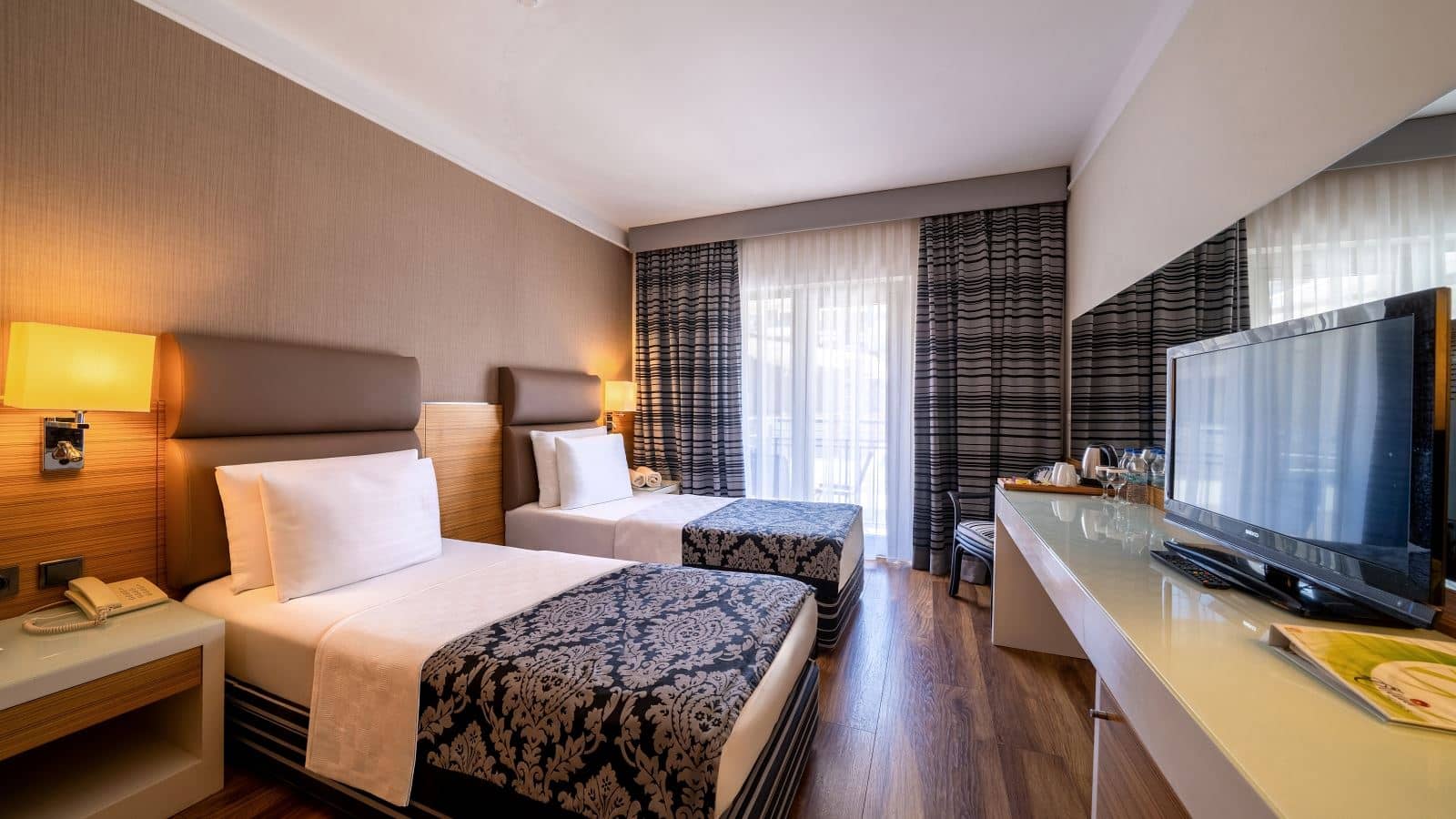 rooms-standard-room