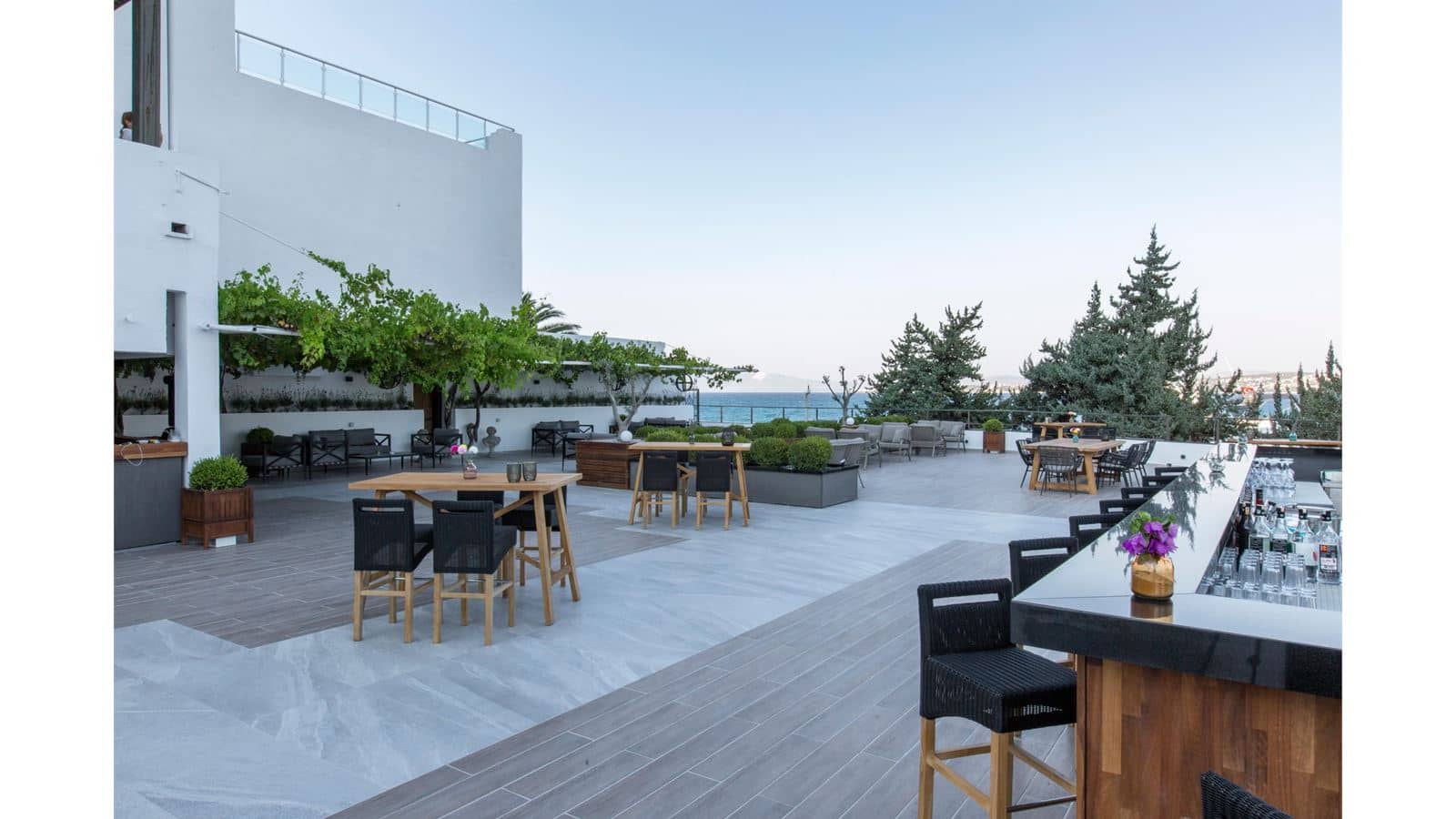 bars-bakus-luna-lounge