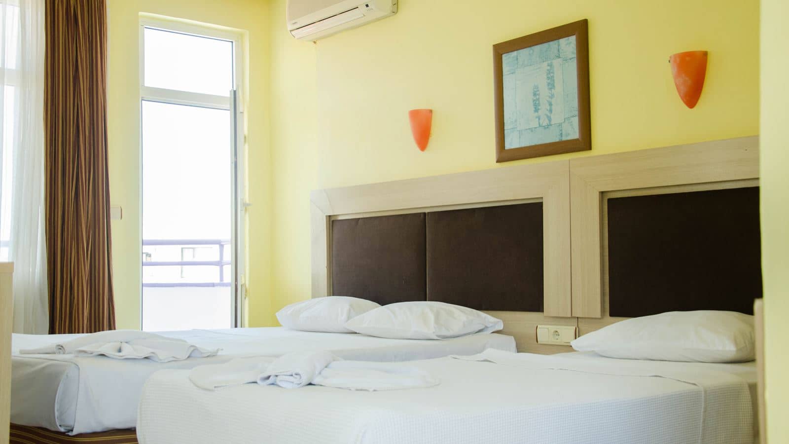 rooms-standard-room