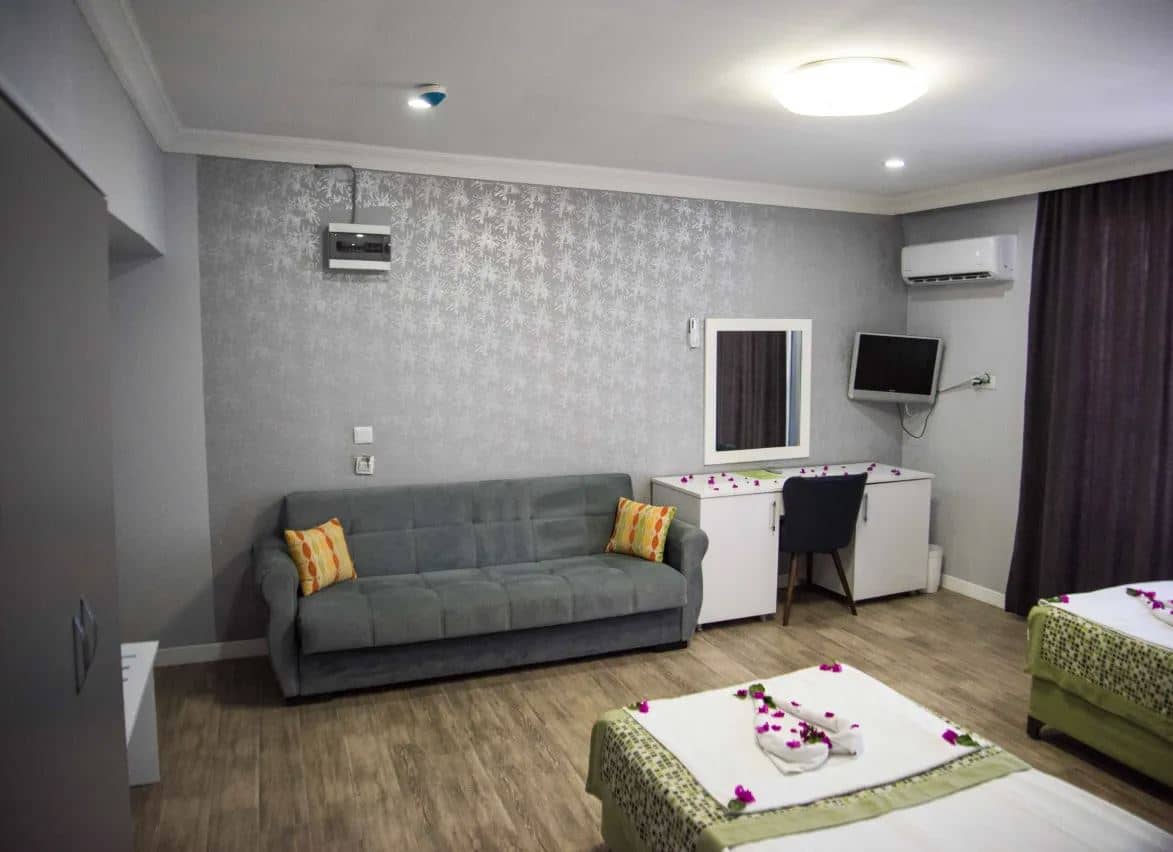 rooms-family-room