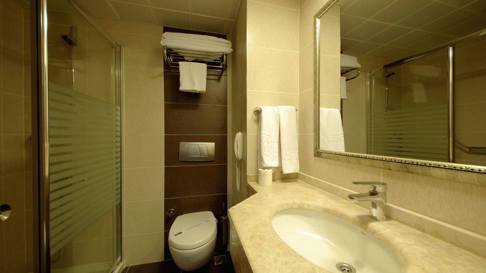 rooms-standrad-room-land-view