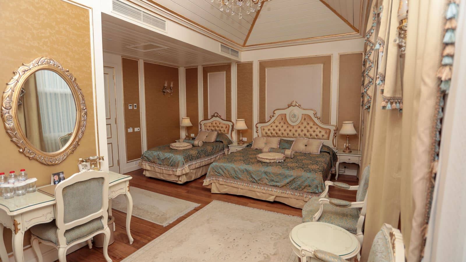 rooms-suit-oda