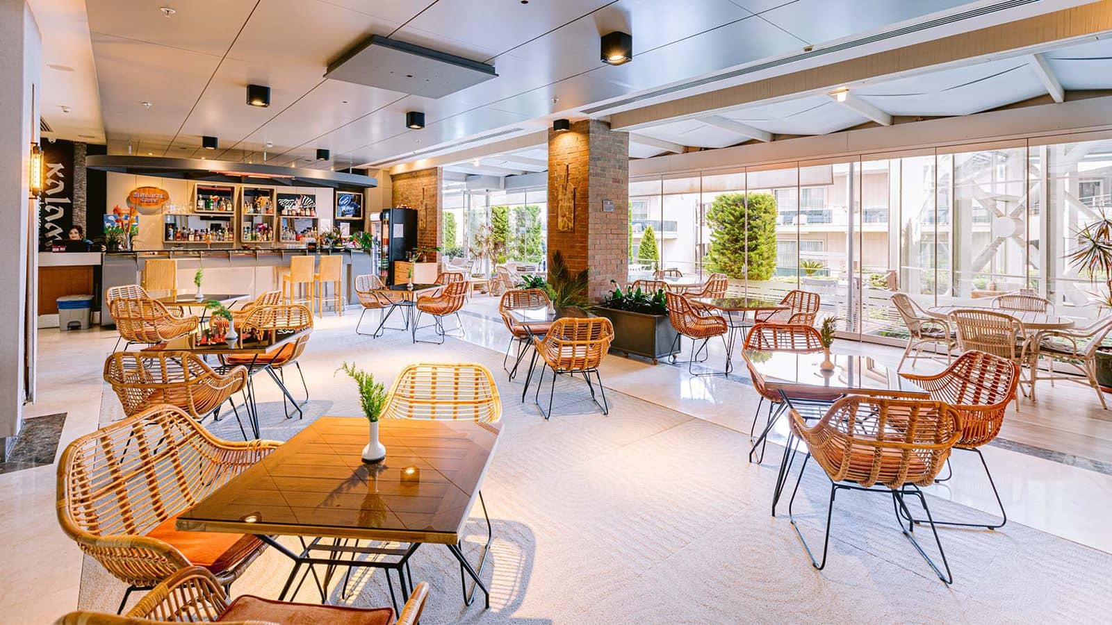 bars-lobby-bar