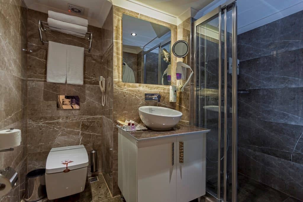 rooms-xn-deluxe-loft