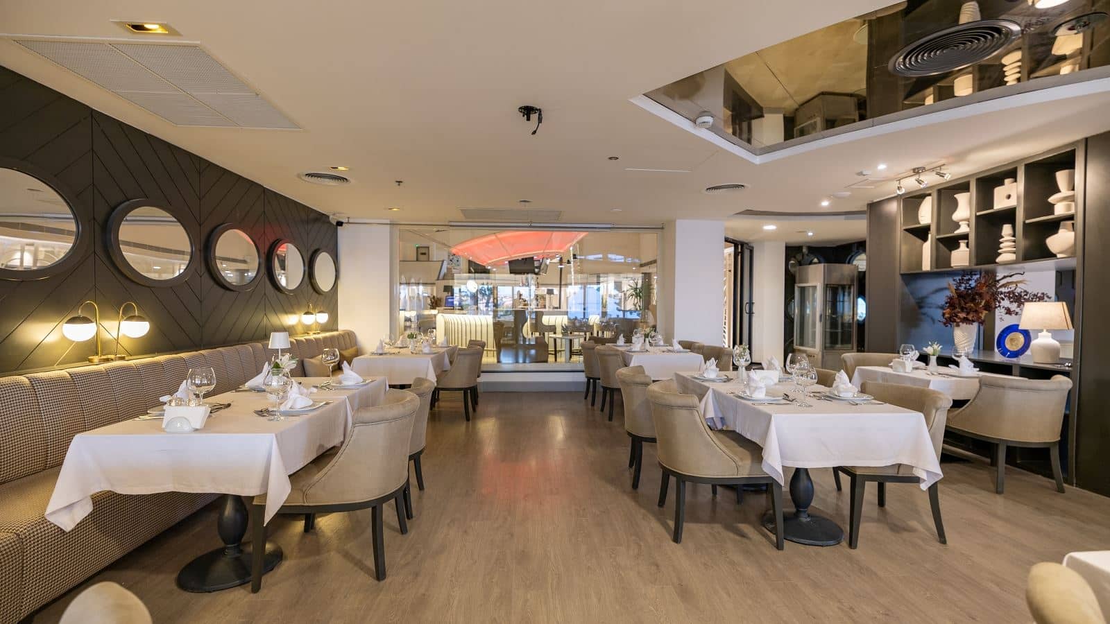 restaurants-main-restaurant