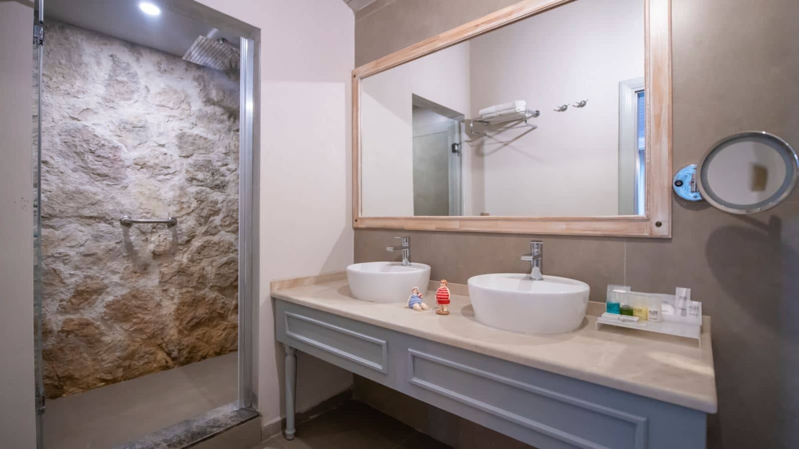 rooms-tas-villa-jakuzi