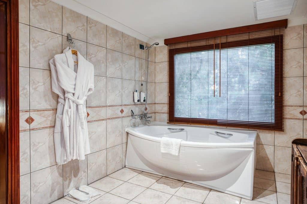 rooms-honeymoon-room