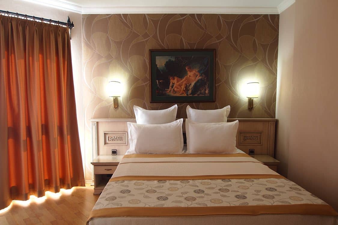 rooms-standard-room
