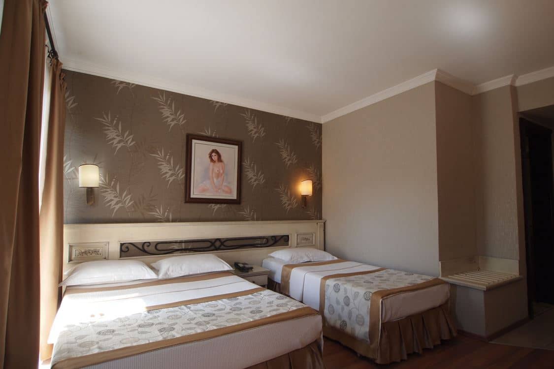 rooms-standard-room