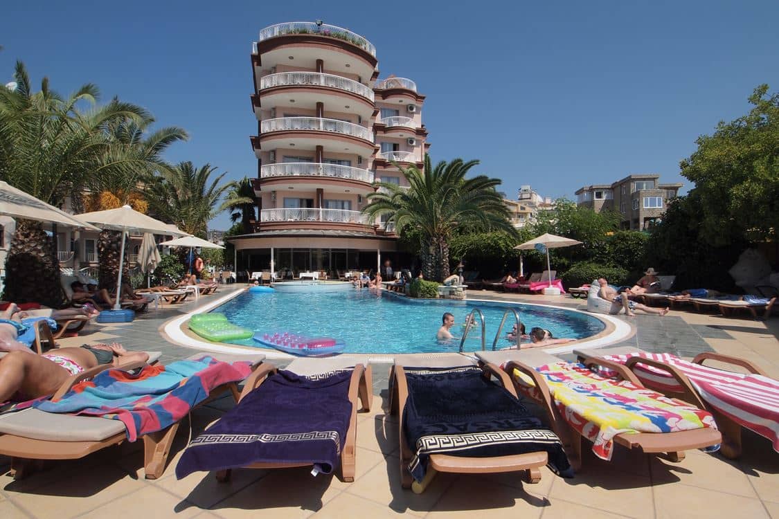 pools-outdoor-pool