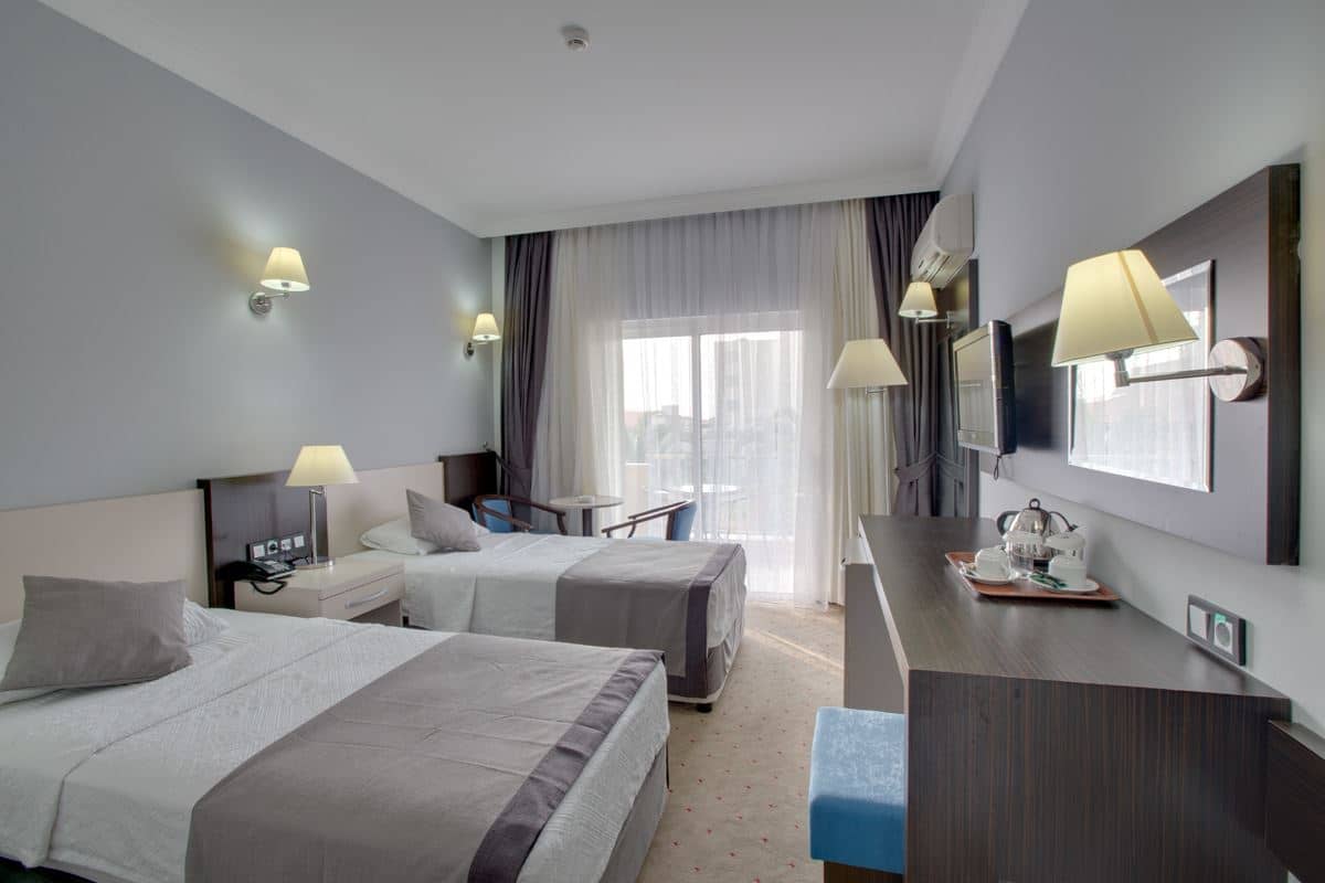 rooms-standard-room