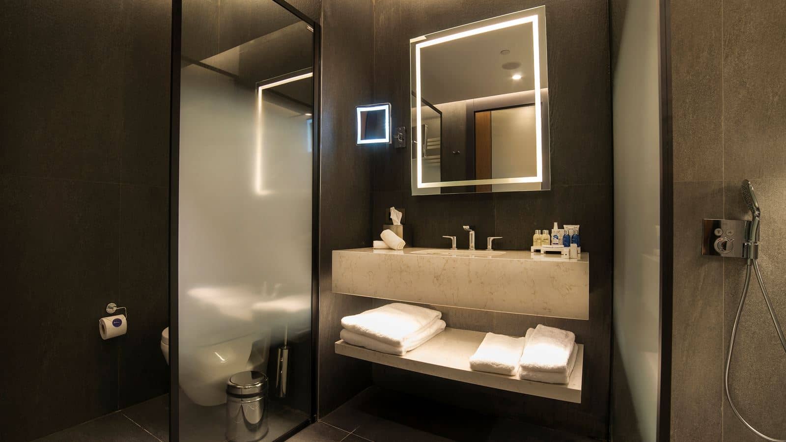 rooms-suite-mountain-view