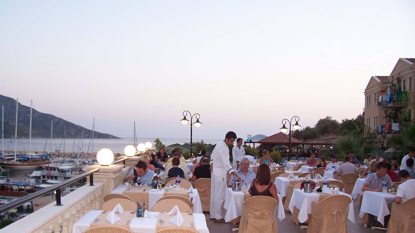 restaurants-ana-restoran