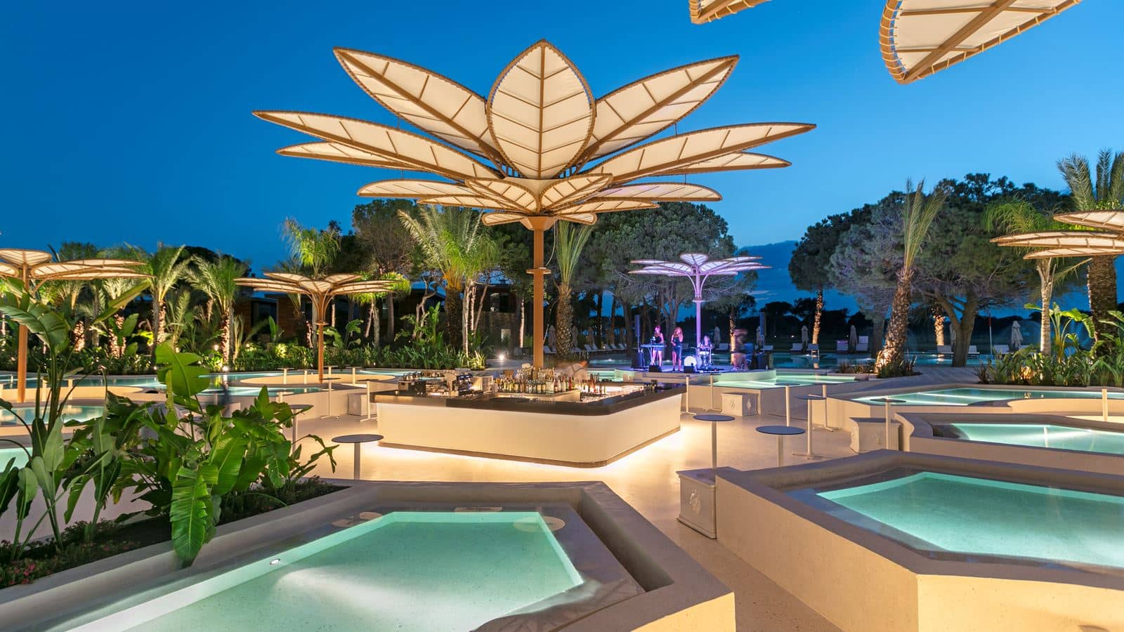 bars-azure-pool-bar