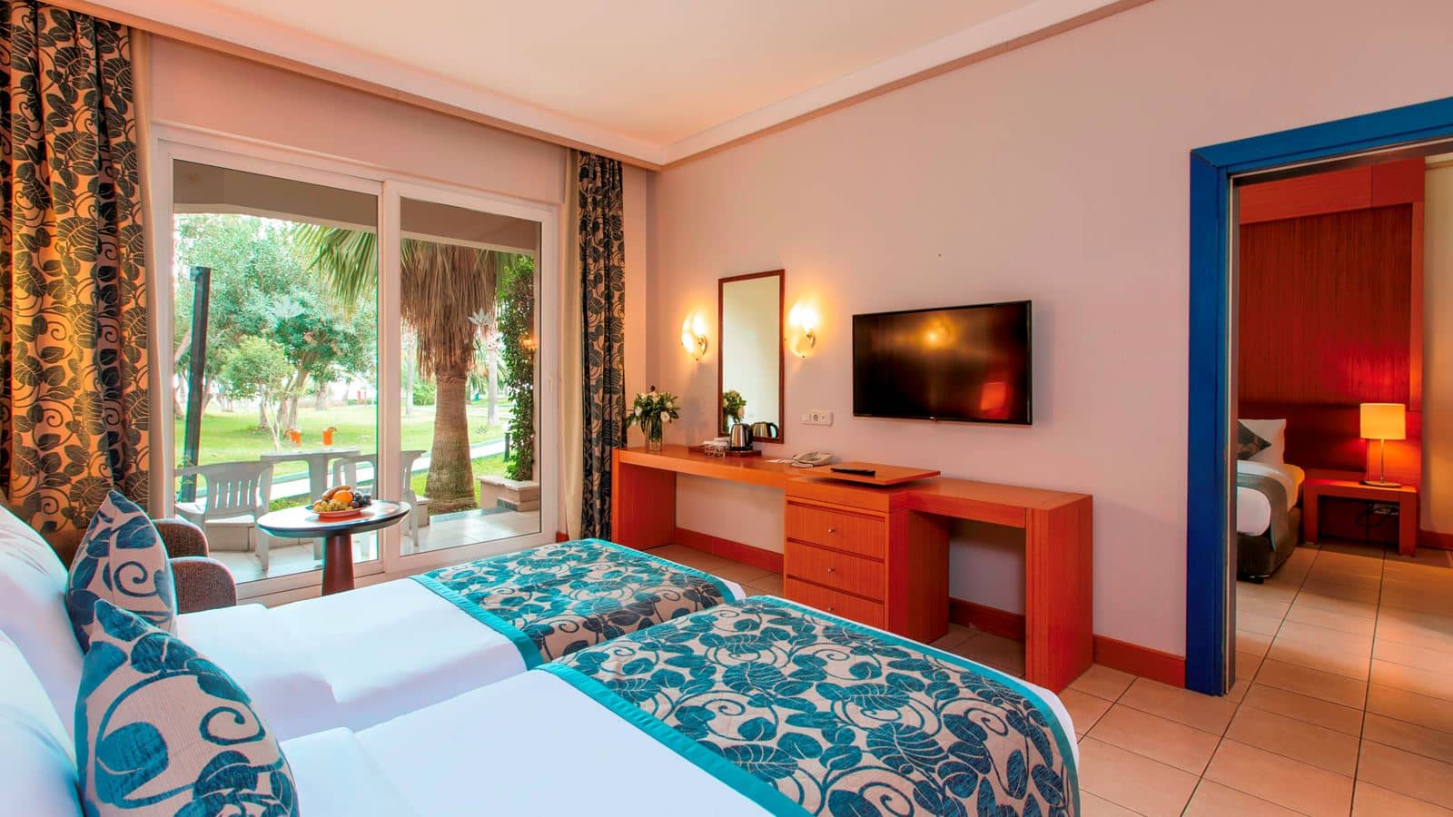 rooms-family-connection-room
