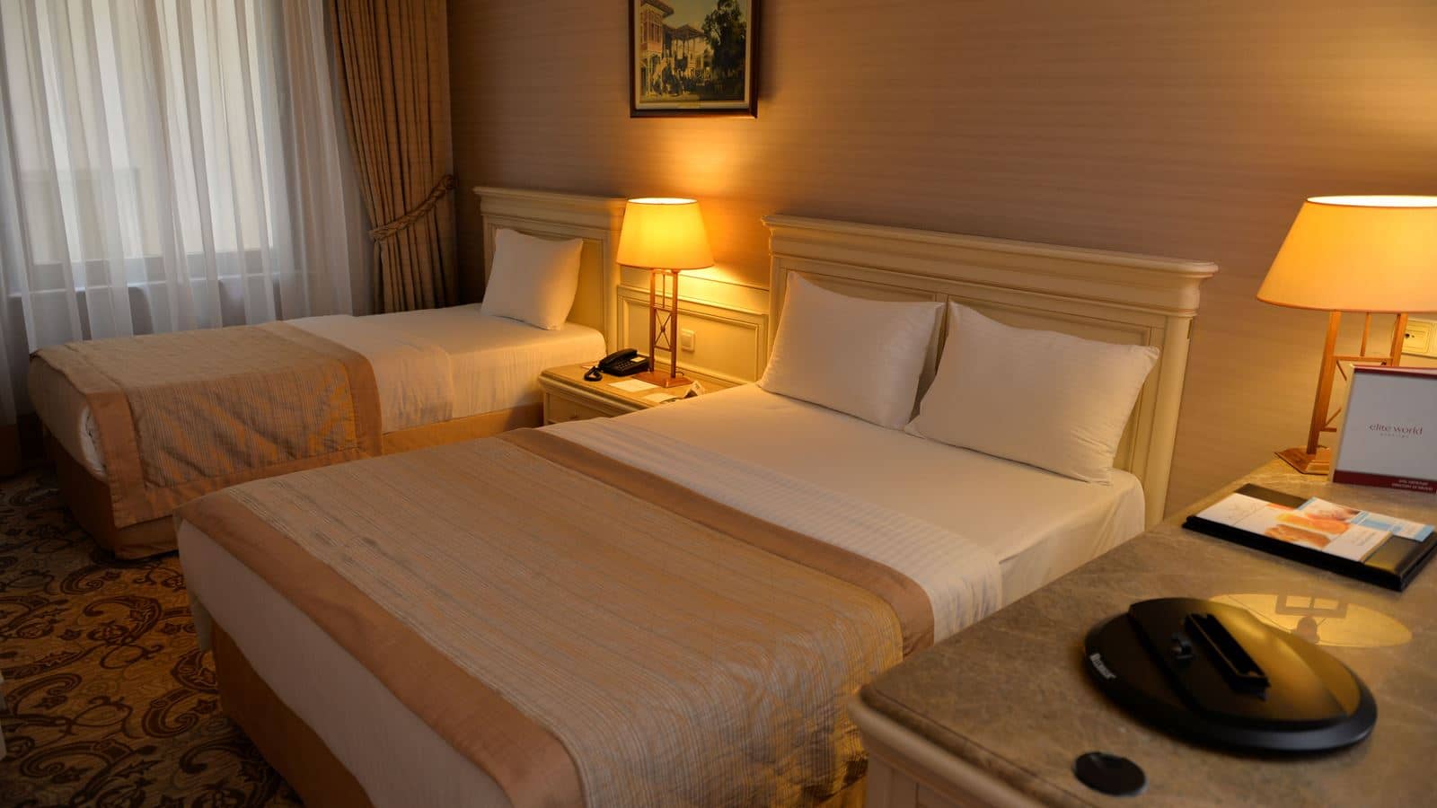 rooms-classic-room