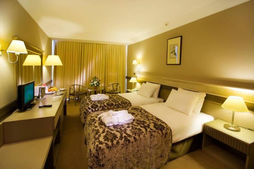 rooms-large-room