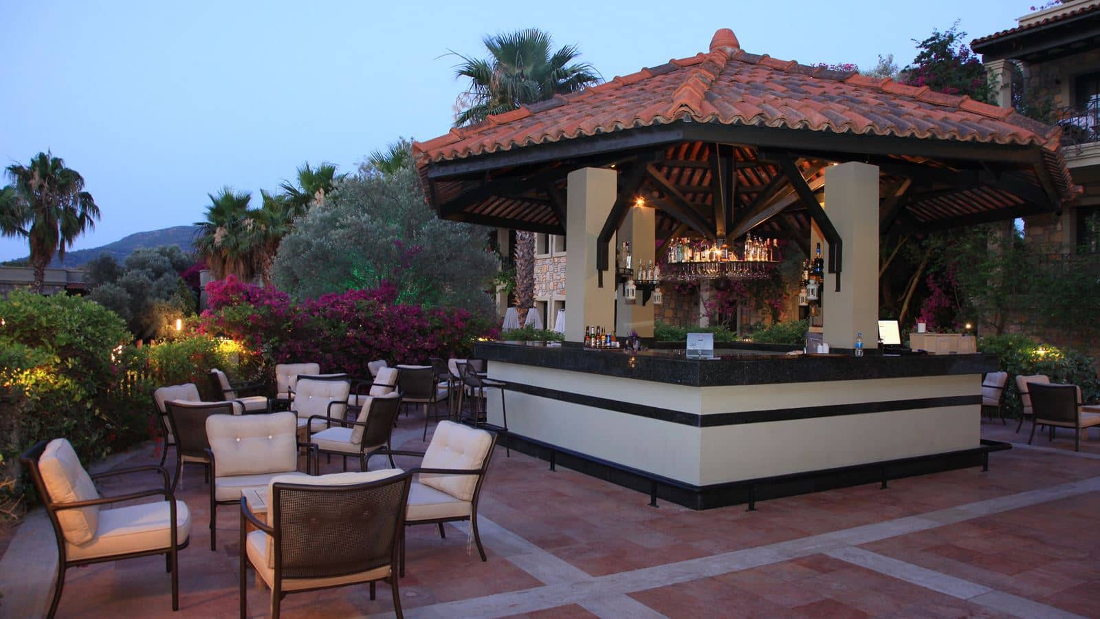 bars-havuz-bar