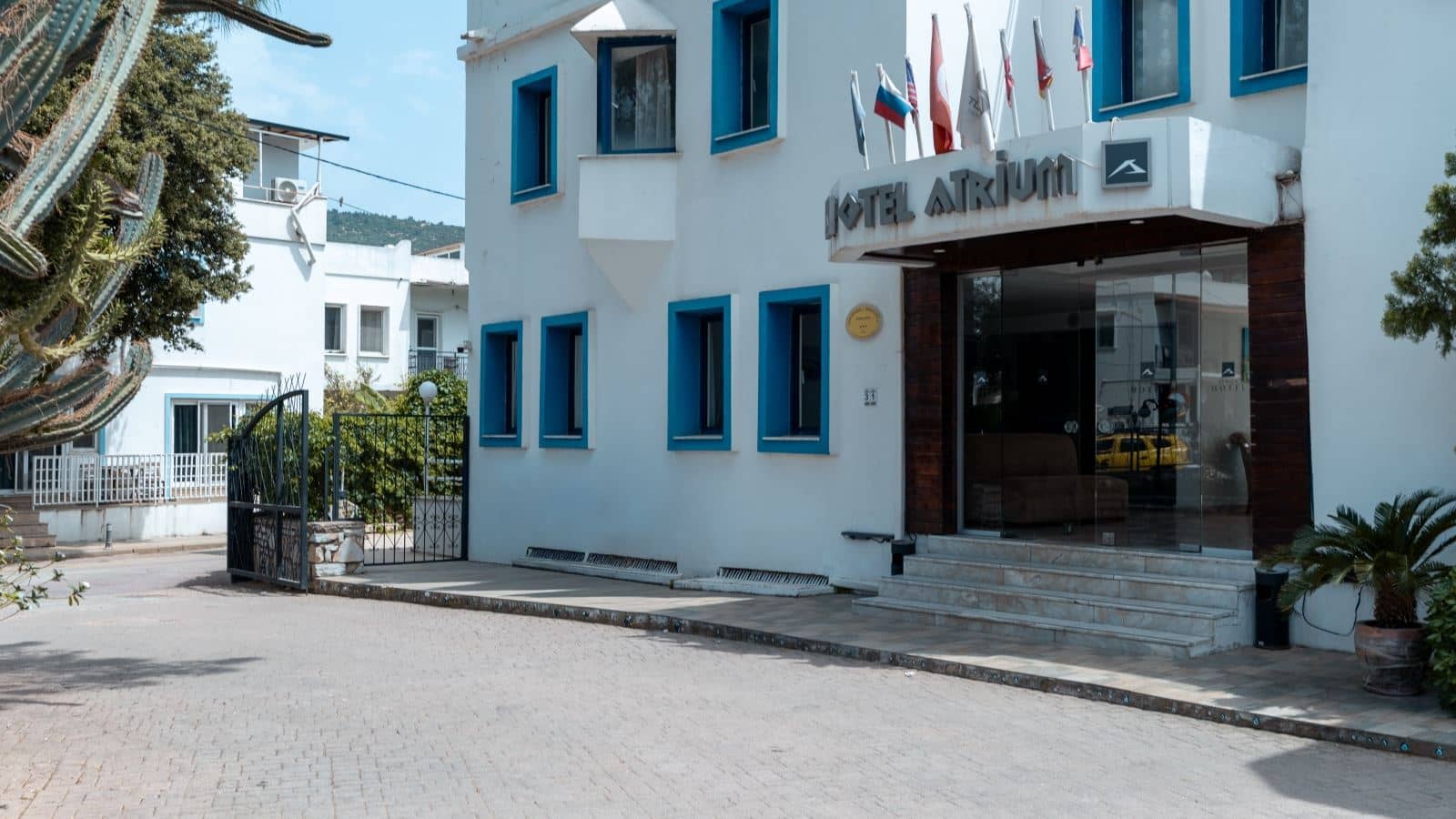 general-main-building