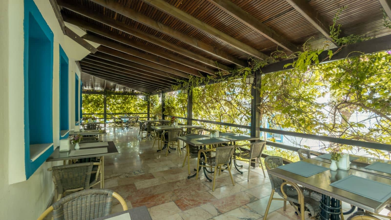 restaurants-ana-restaurant