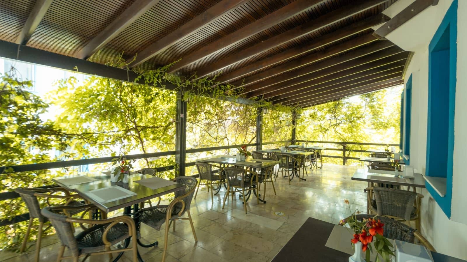 restaurants-ana-restaurant