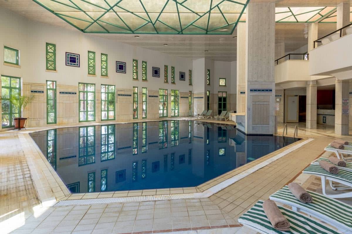 pools-indoor-pool