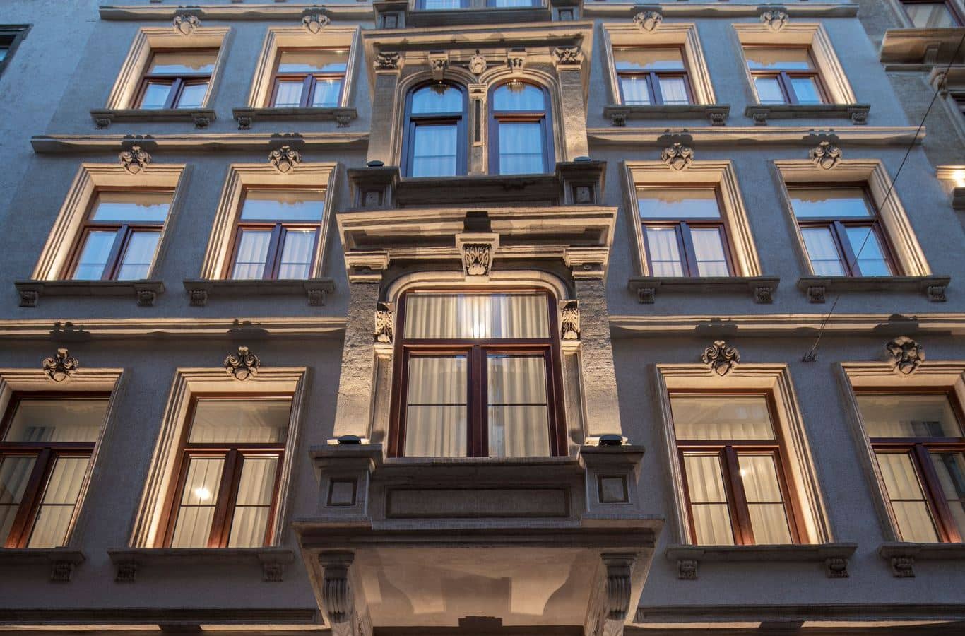 general-main-building